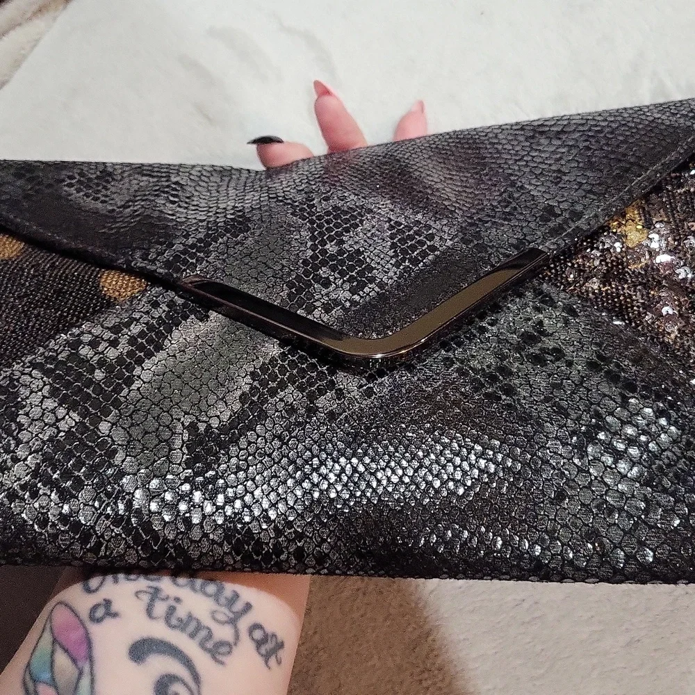 Big Buddha Clutch Bag - Picture 16 of 16